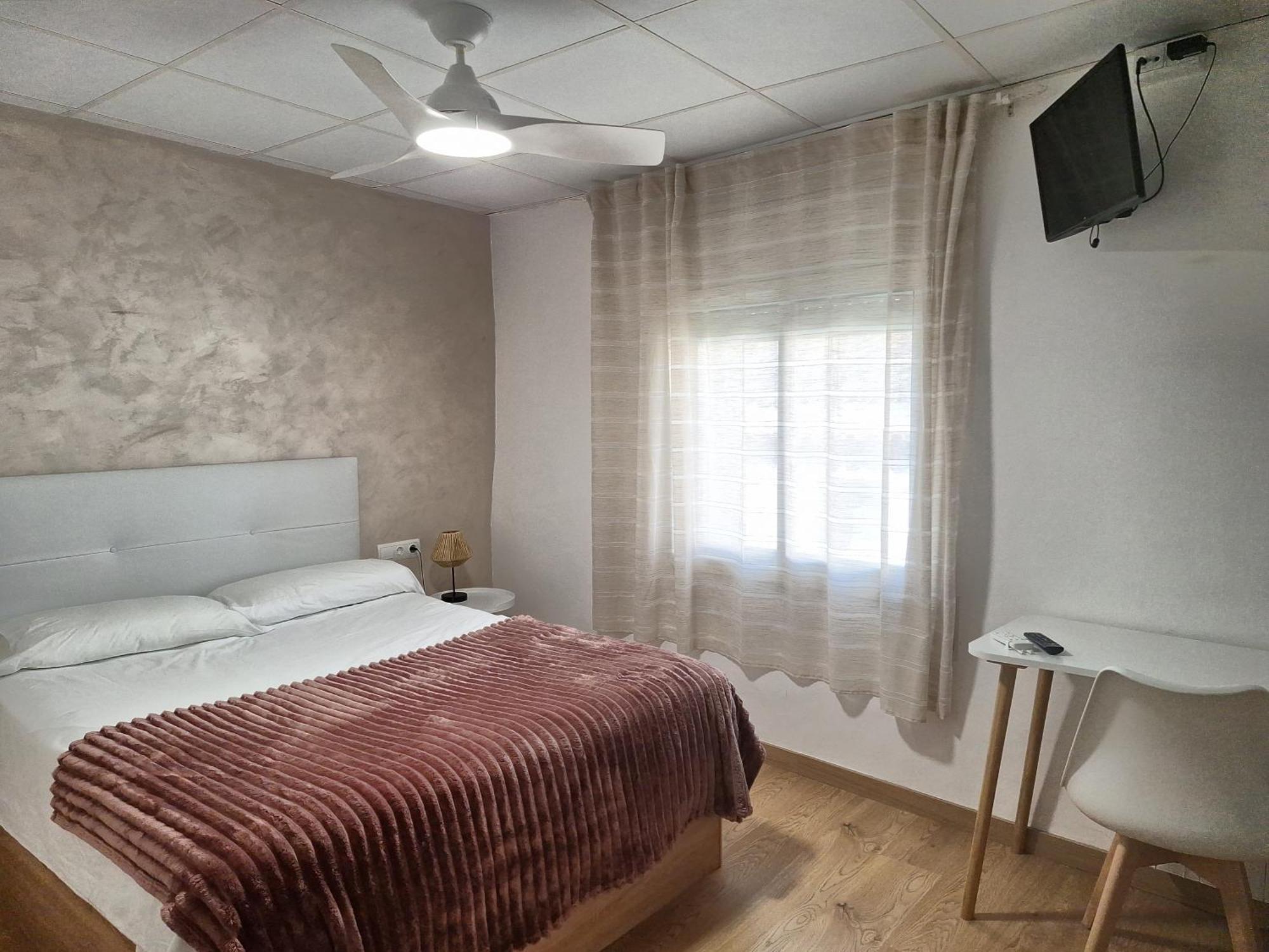 Fonda Toldra Hotel Ulldemolins Eksteriør billede